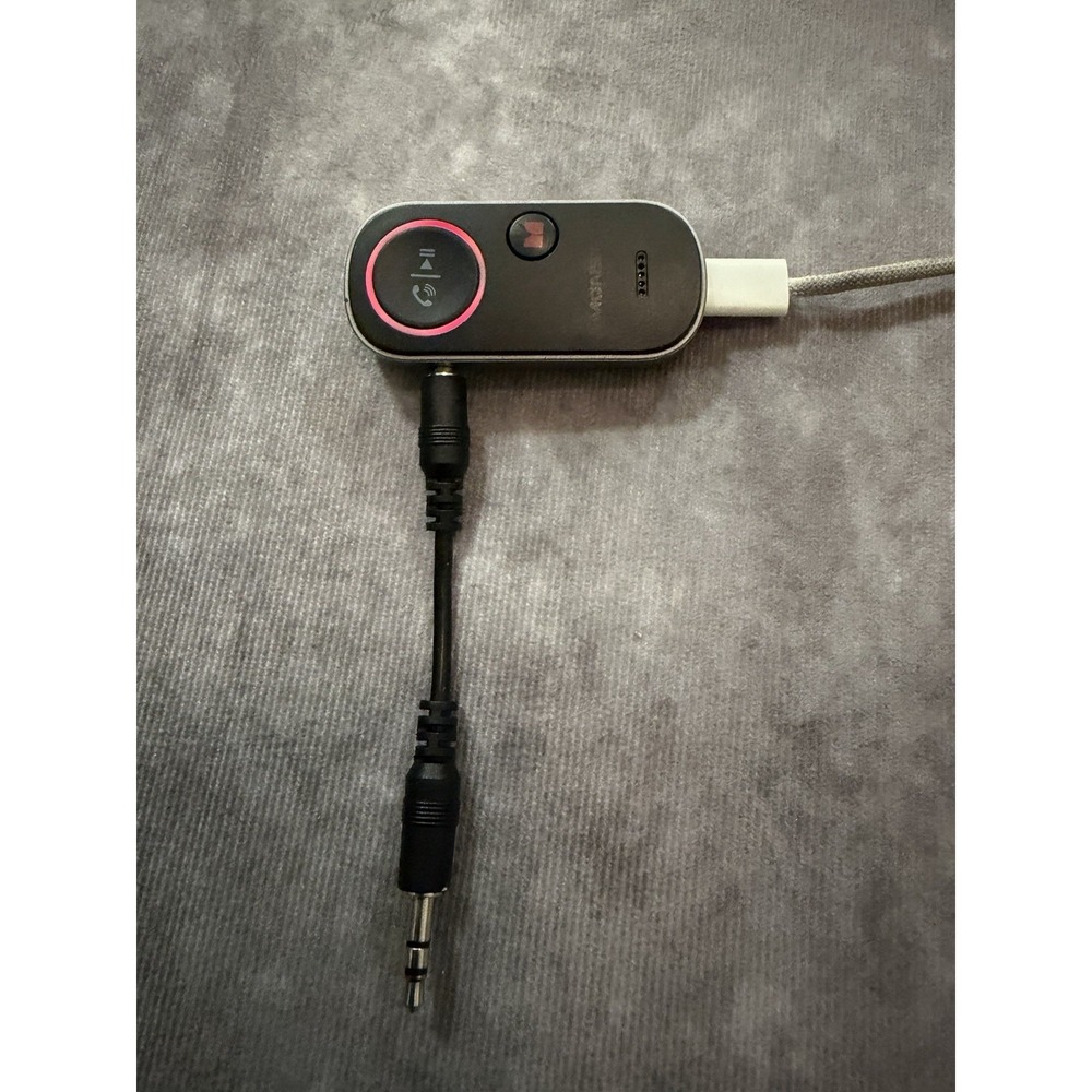 Monster BT31C Bluetooth Transmitter/Receiver, Black, 3.5mm Jack Powers On
